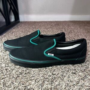 Vans Customs Slip On Shoes Men’s Size 13 Black Green Casual Canvas Skateboarding